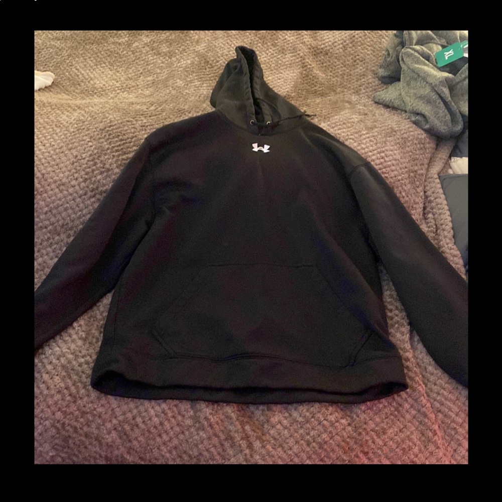 Black sweater/pullover